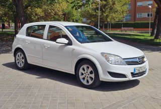 Opel Astra 2009