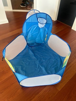 Parque infantil casita túnel y piscina de bolas