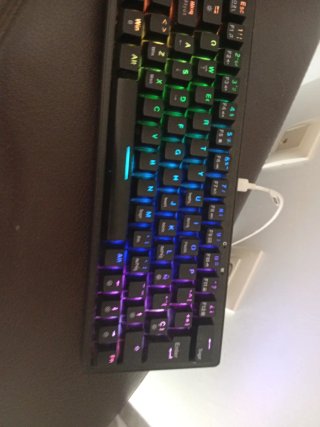 Teclado mecánico,va todo perfecto no se la marca