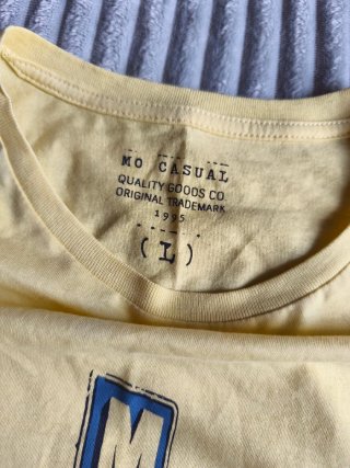 Camiseta NO CASUAL amarilla Talla L