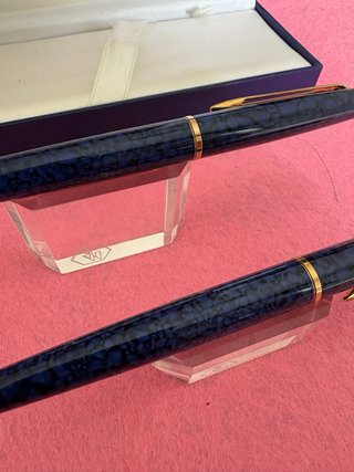 Waterman Hemosphere, pluma y bolígrafo marmolado