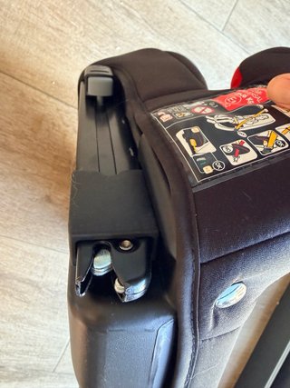 Alzador coche Bebeconfort con Isofix