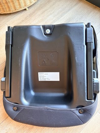 Alzador coche Bebeconfort con Isofix