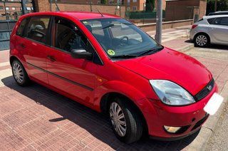 130.000KM FORD FIESTA 1.4 GASOLINA  – ETIQUETA B