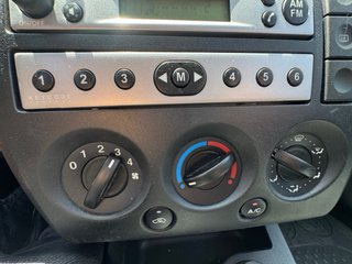 130.000KM FORD FIESTA 1.4 GASOLINA  – ETIQUETA B
