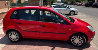 130.000KM FORD FIESTA 1.4 GASOLINA  – ETIQUETA B