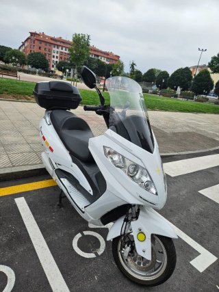 Moto eléctrica EFUN PUMA