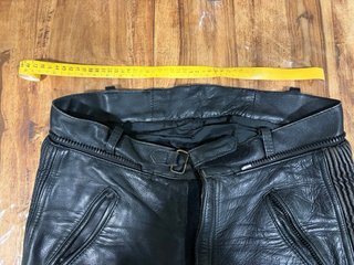 Pantalón de cuero ( no polipiel) para moto