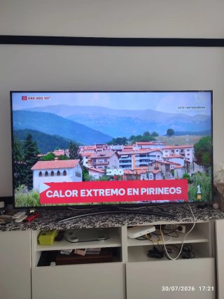LG Smart TV 65 4K UHD WiFi