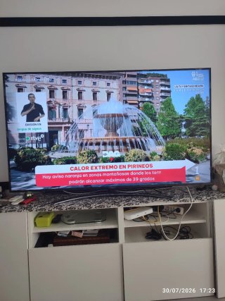 LG Smart TV 65 4K UHD WiFi