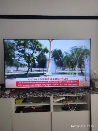 LG Smart TV 65 4K UHD WiFi