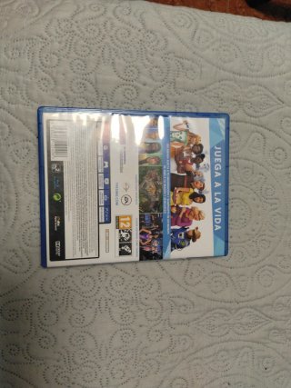 Los Sims 4 PS4