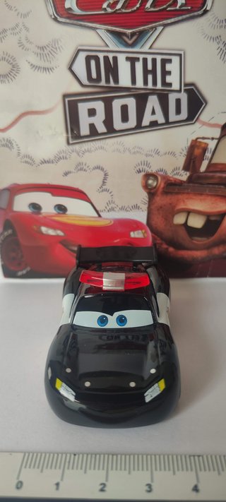 RAYO MCQUEEN DETECTIVE