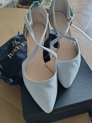 JUST ENE, zapatos fiesta o ceremonia. Talla 39