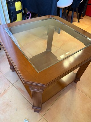 Mesa de salón madera y cristal