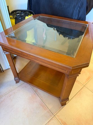 Mesa de salón madera y cristal