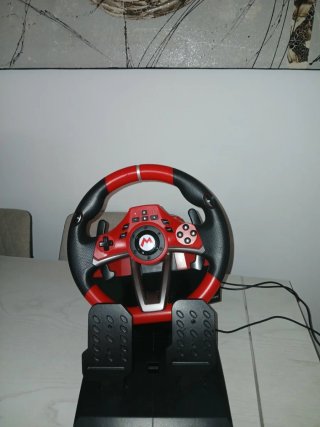 Volante y pedales de la Nintendo Switch