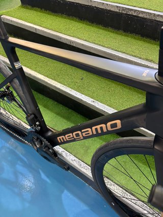 Megamo Pulse 15 Shimano 105 Di2 Talla M