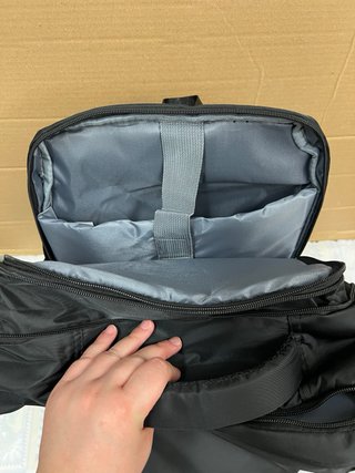 Zaino bagaglio a mano nero espandibile