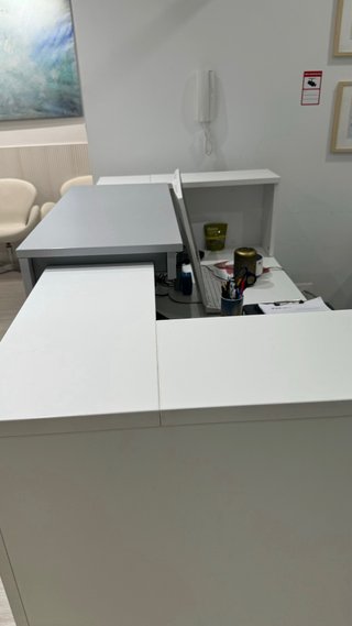 Mueble mostrador recepción