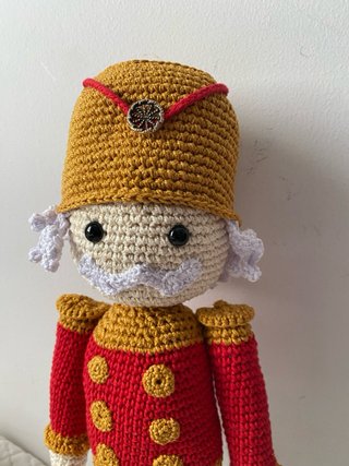 Muñeco amigurumi Cascanueces