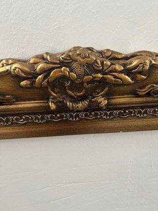 Marco antiguo dorado