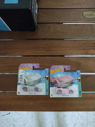 Pack 2 Coches Barbie Hot Wheels