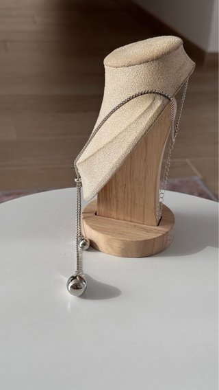 Collana lunga argentata doppio pendente goccia