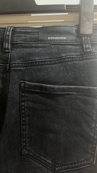 Pantalón campana Stradivarius negro talla 38