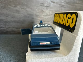 Bburago Alfa Romeo 75 Polizia 1/24