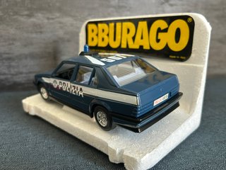 Bburago Alfa Romeo 75 Polizia 1/24
