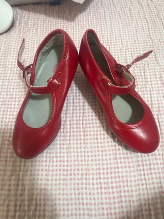 Zapatos Sevillana Niña Rojos Talla 25