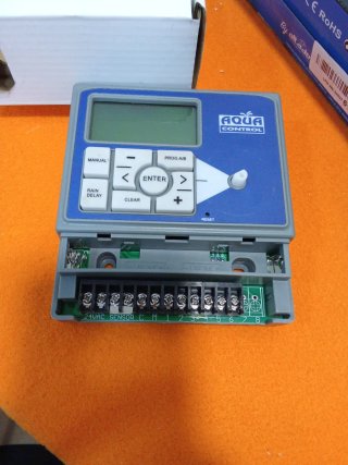 Programador de Riego Aqua Control 6 Zonas