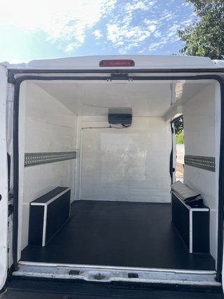Peugeot Boxer 2021 con isotermo homologado