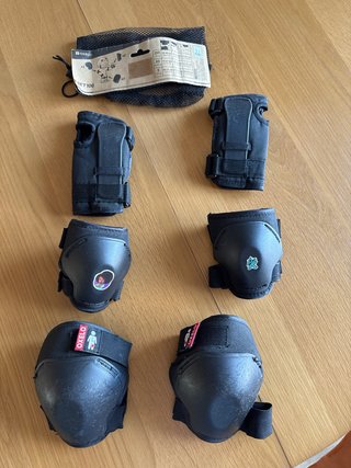 Patines de niña talla 30-32 y protecciones XS