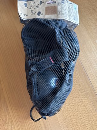 Patines de niña talla 30-32 y protecciones XS