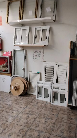 Conjunto de ventanas de aluminio