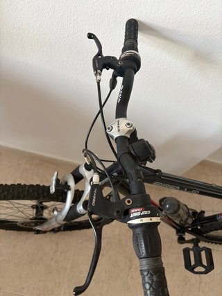 Bicicleta de Montaña Apollo como nueva
