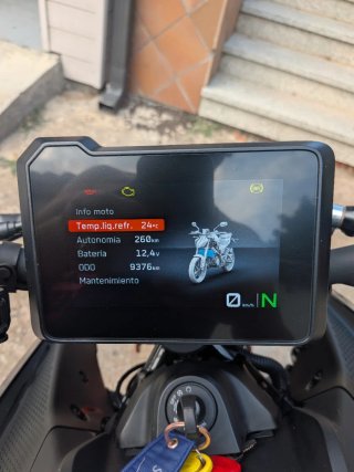 KTM Duke 125 2025 - 9.500 km - Garantía