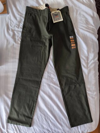 Pantalones Dockers Chinos Slim Fit 34x30