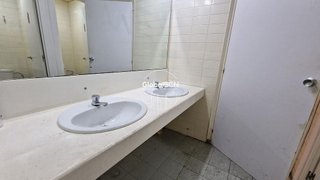 Local comercial en venta en El Guinardó en Barcelona