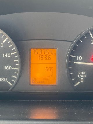 Mercedes-Benz Sprinter 2012