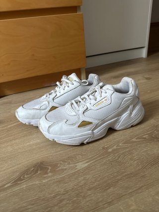 Sneakers Adidas Donna Bianche e Dorate