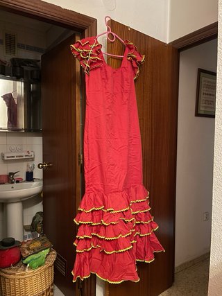 Traje de flamenca rojo con volantes