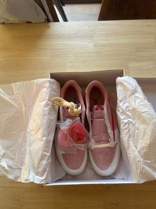Nike Air Jordan 1 Low Rosa e Bianco