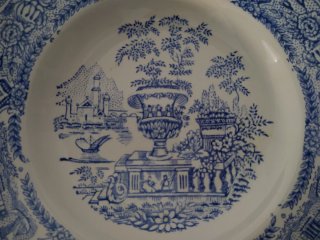 Plato antiguo Vargas Segovia