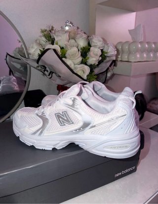 Zapatillas New Balance 530 Plata/Blanco Nuevas