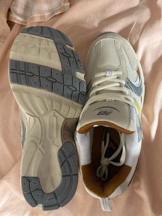 Zapatillas New Balance 530 Beige/Blanco