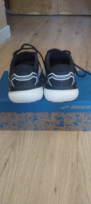 Zapatillas Brooks Glycerin 21 T.44 Negras/Blancas