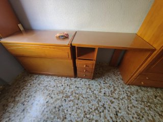 Armario de madera para habitación